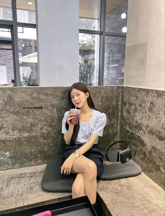 会一点一点地让钱包破成一个大洞