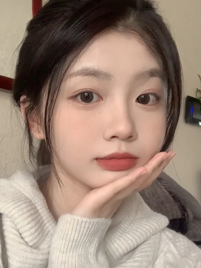 1、解决法令纹「卡纹积线」问题