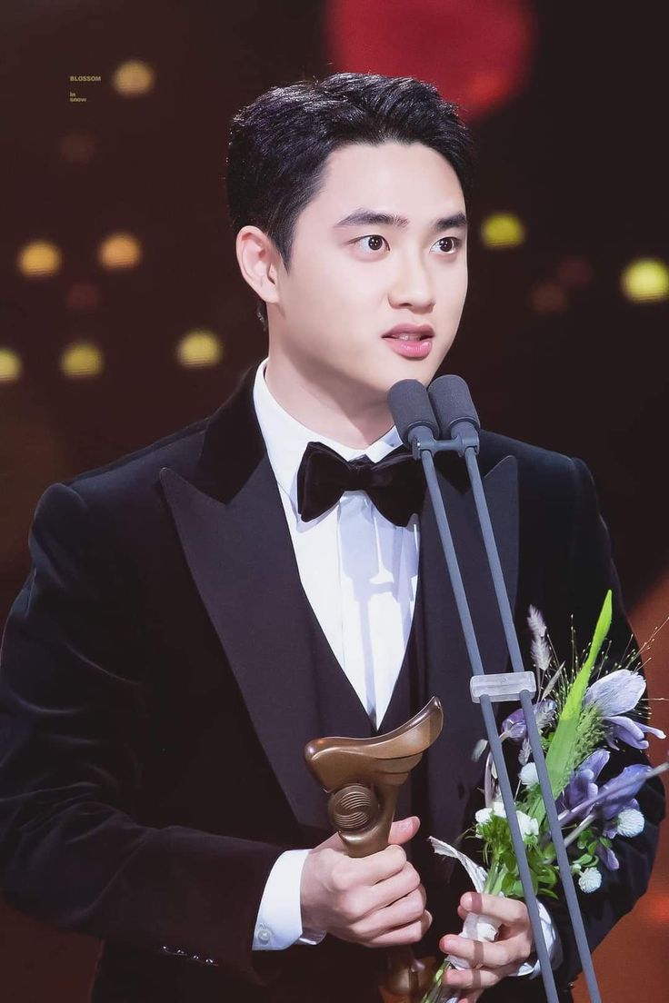 D.O.(都敬秀)