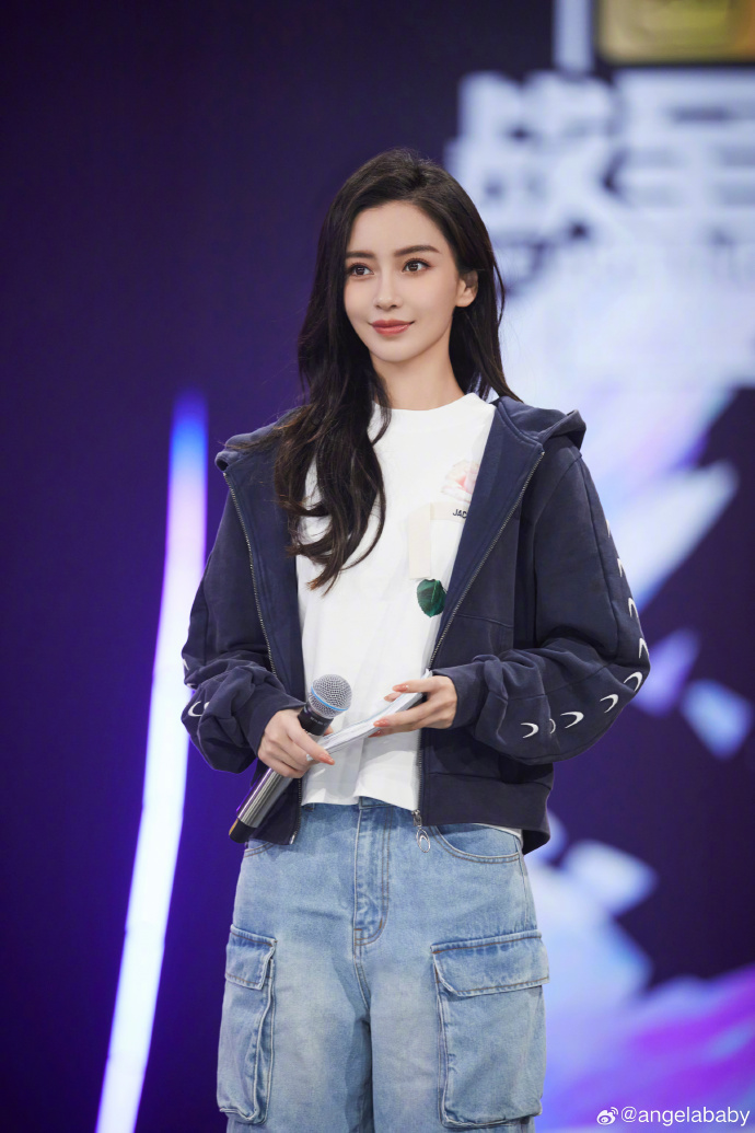 Angelababy 资源下滑