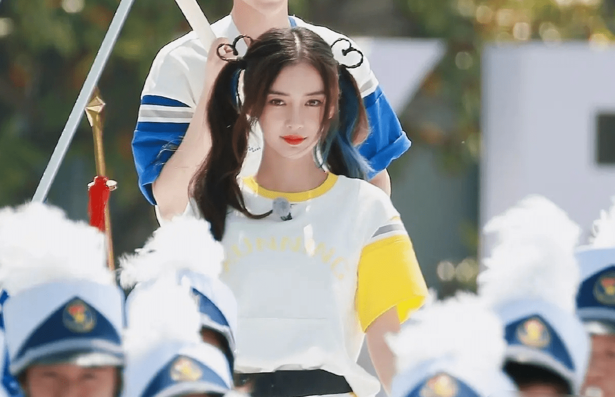 Angelababy 在《奔跑吧》里非常圈粉