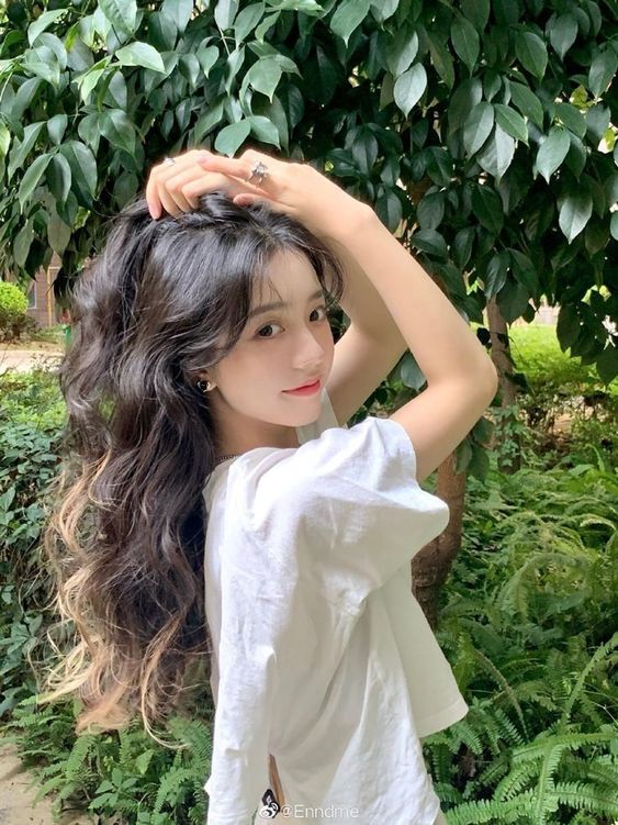 仿佛公主一样蓬松松的长卷发