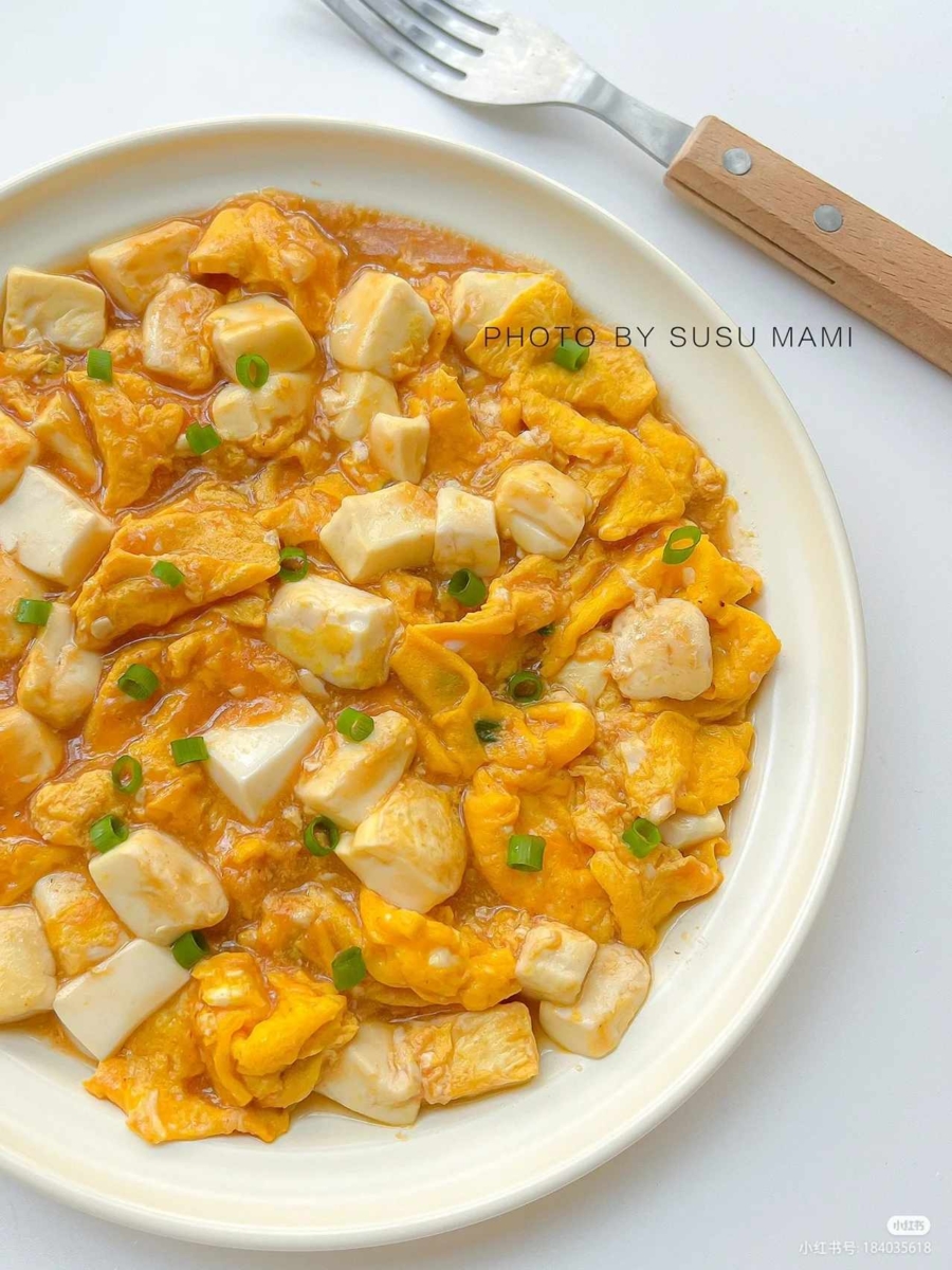 2、鸡蛋包豆腐