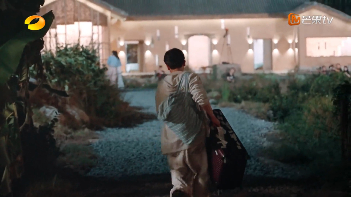 苏有朋一个人干了好多活