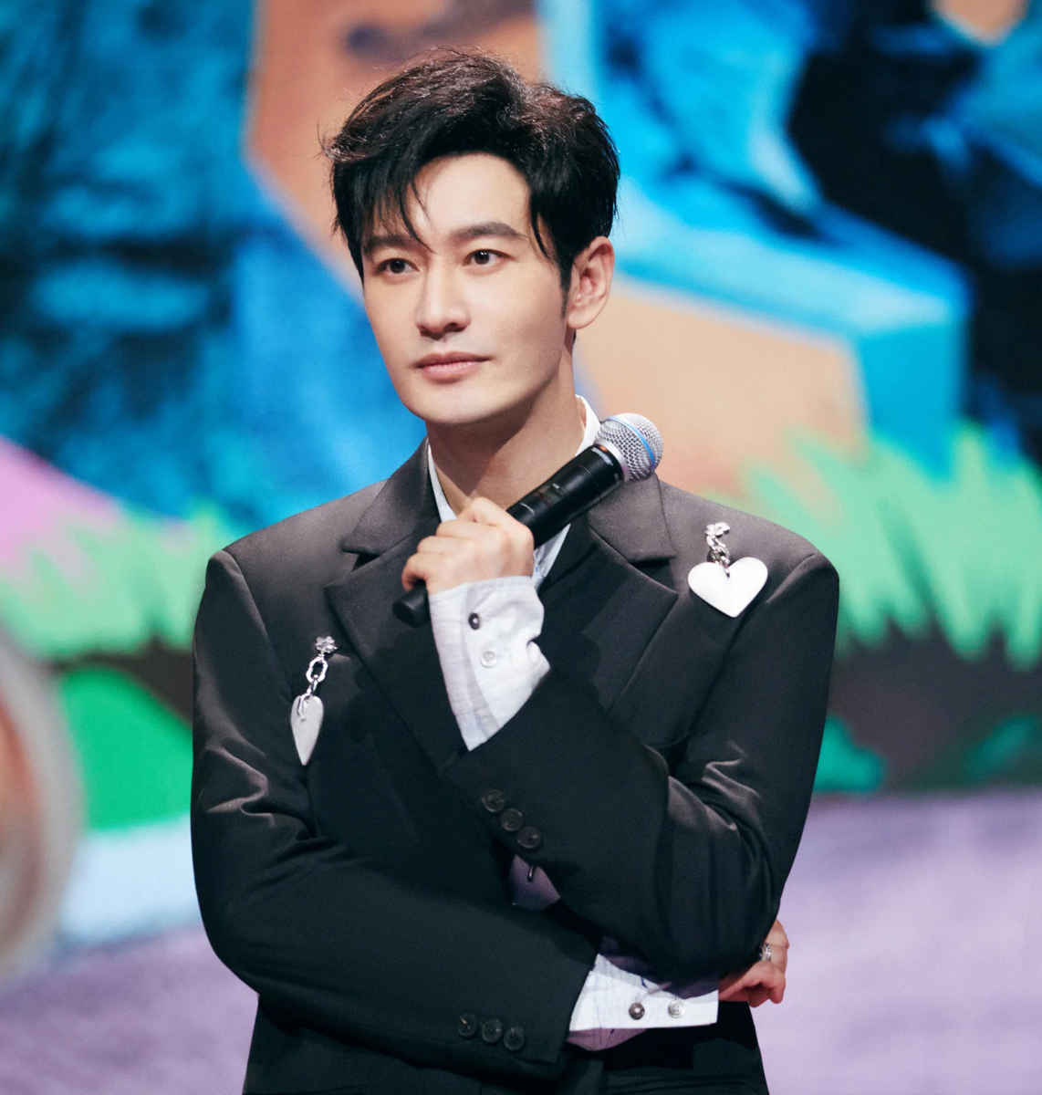 黄晓明形象变好