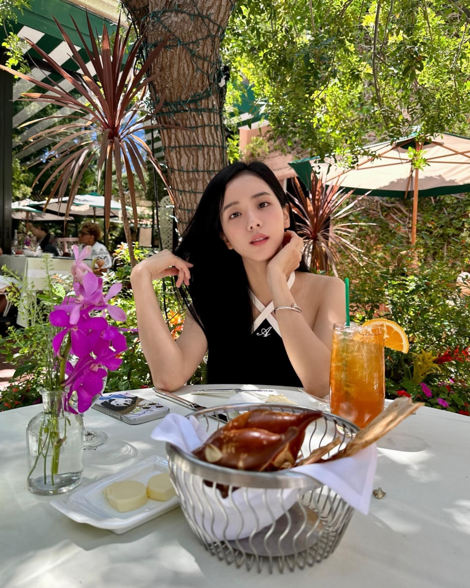 没有蛛丝马迹能证明两人交往