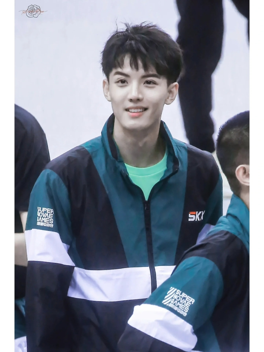 参加《名侦探学院》打开知名度