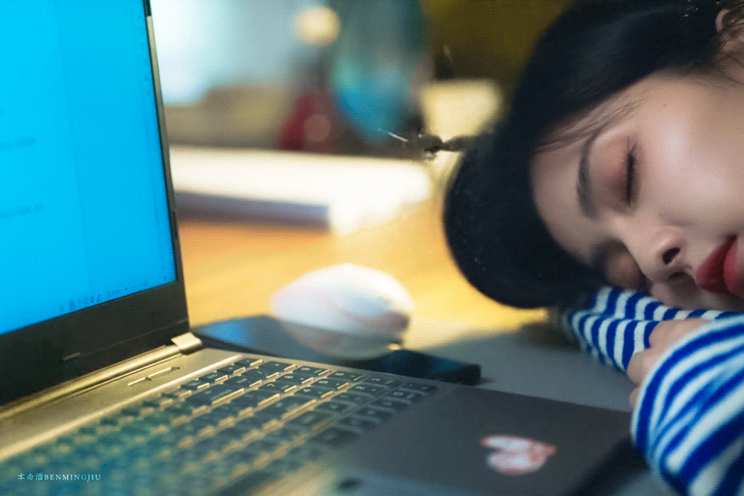 特别是第一集的蝴蝶转场特别妙