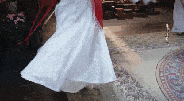 剧里刚开头就让刘诗诗在雪中跳舞，梦回《步步惊心》