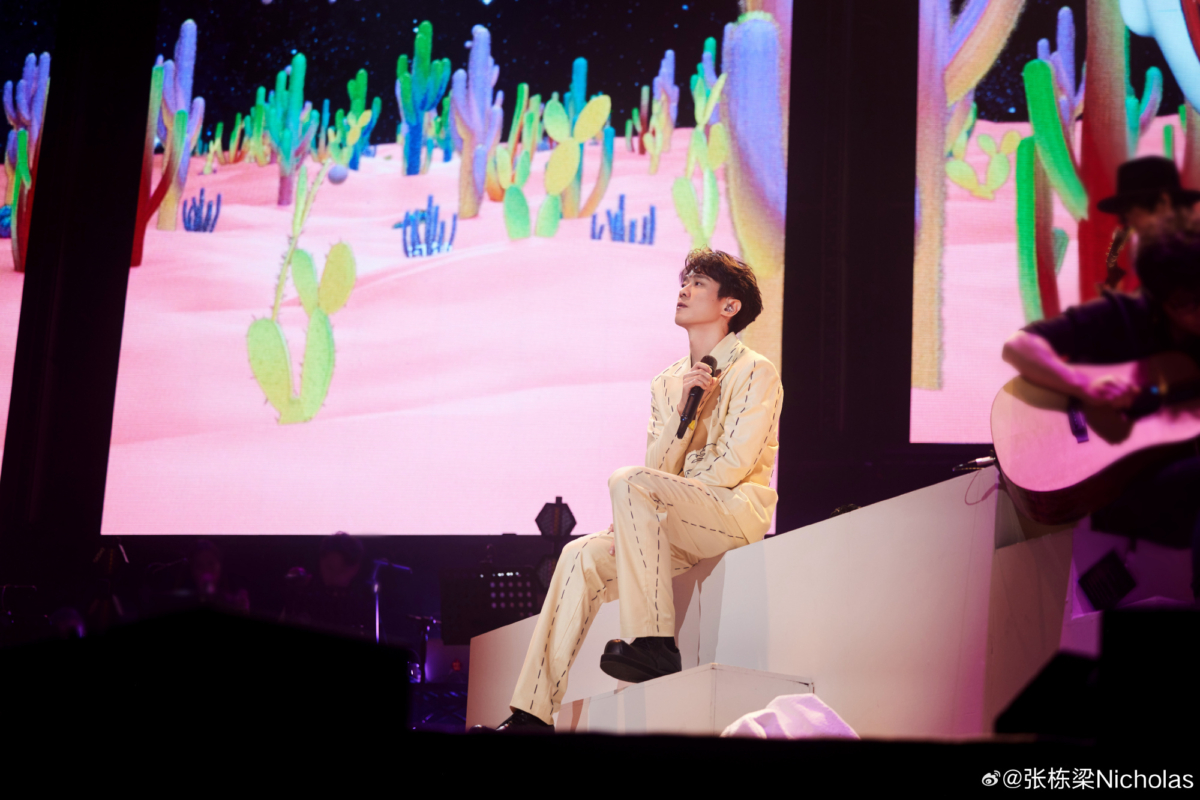 将巡演命名为《第21个故事》