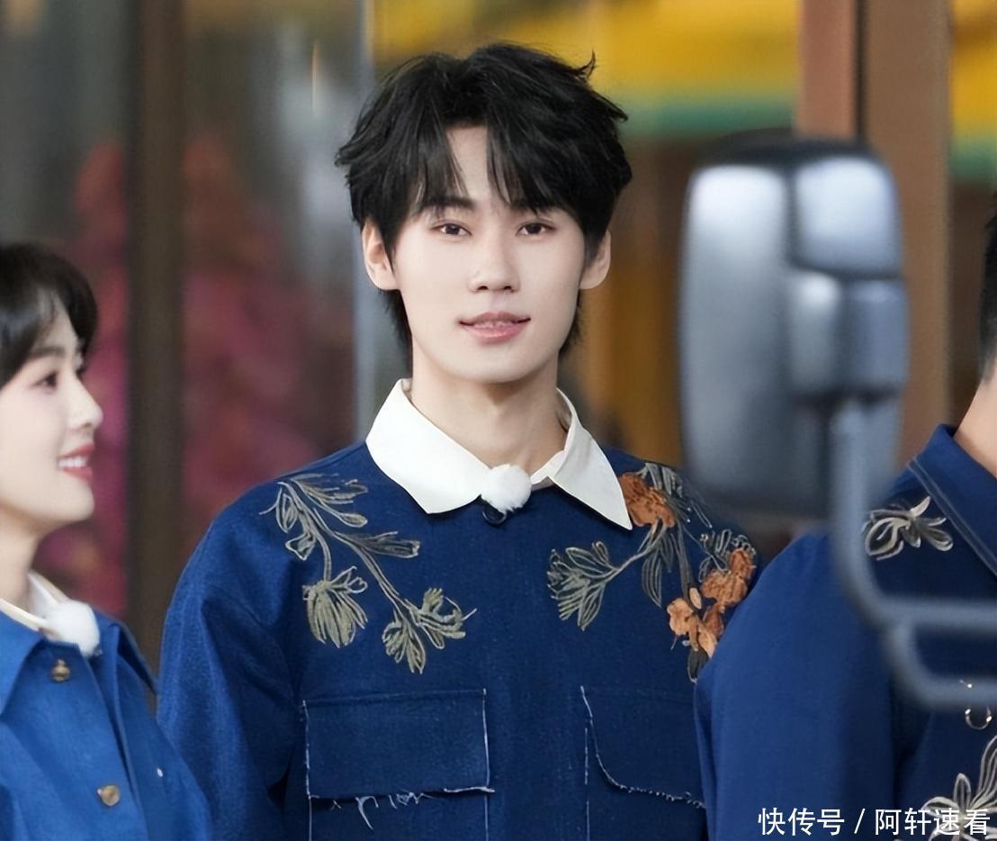 1、《奔跑吧》——张真源