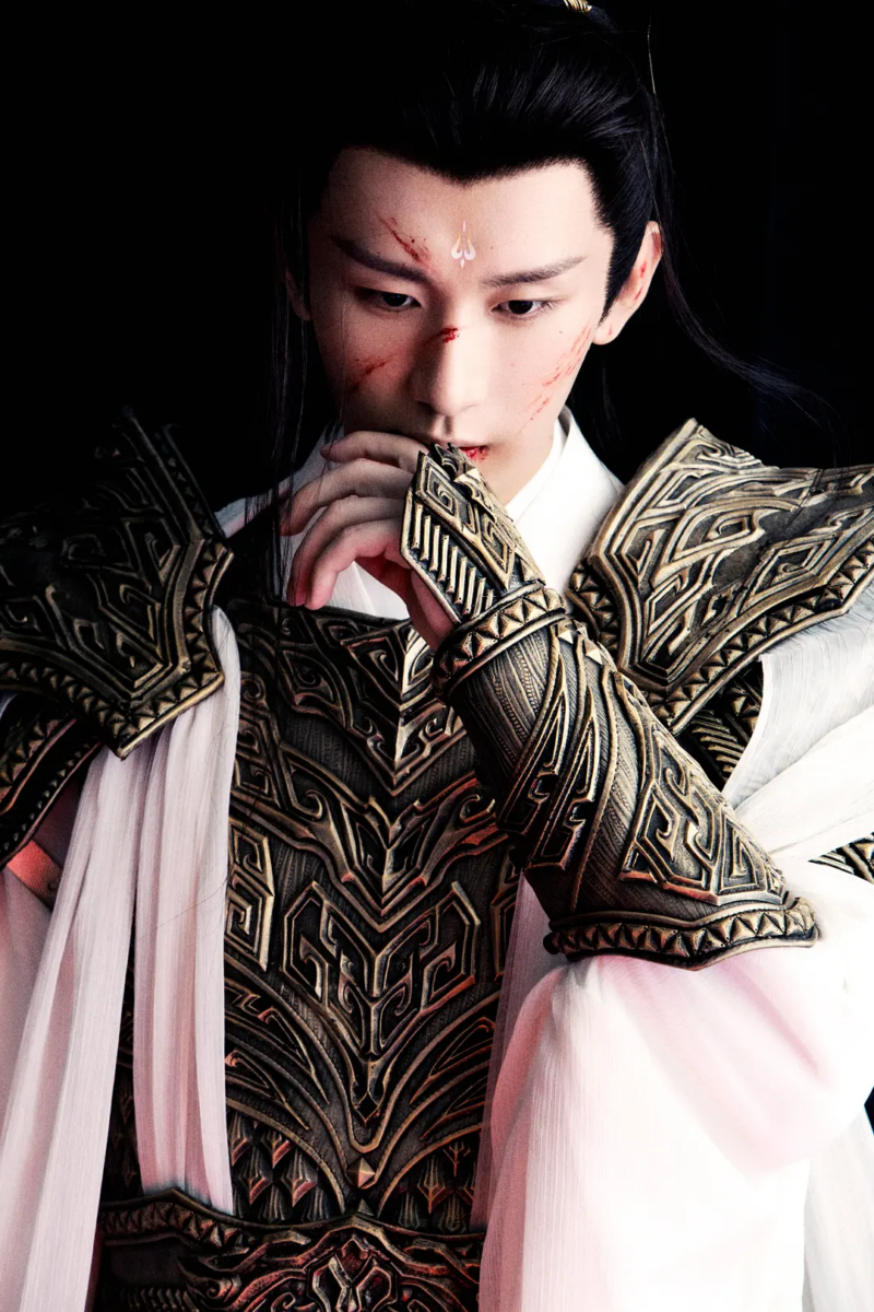 一人分饰三角演绎出了不同层次