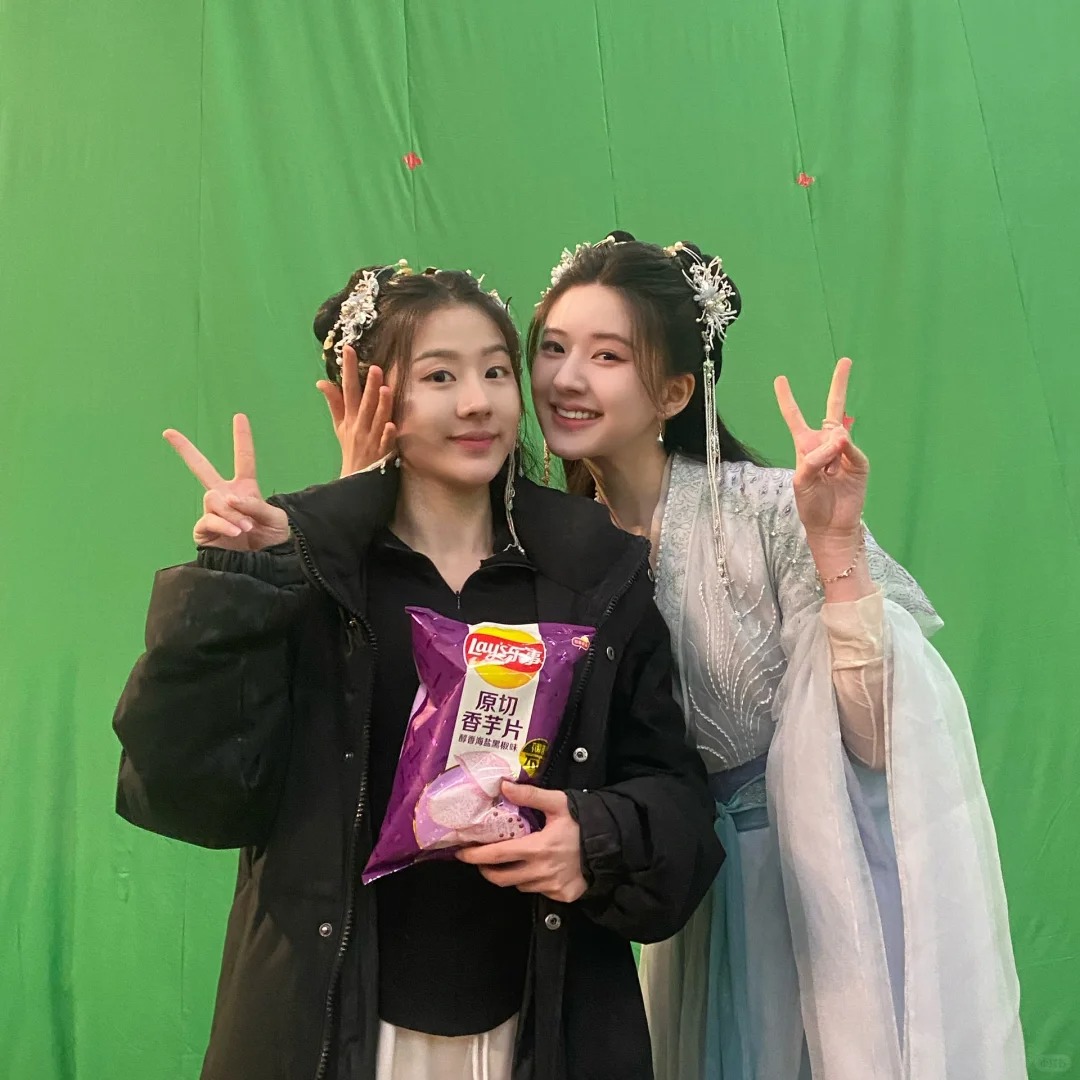 赵露思在片场很亲切一点都没有架子