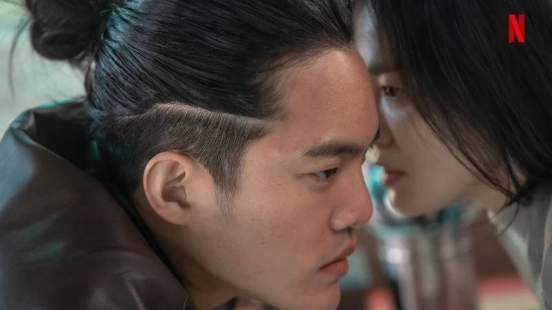 五人帮中的小混混“孙慏梧”一角