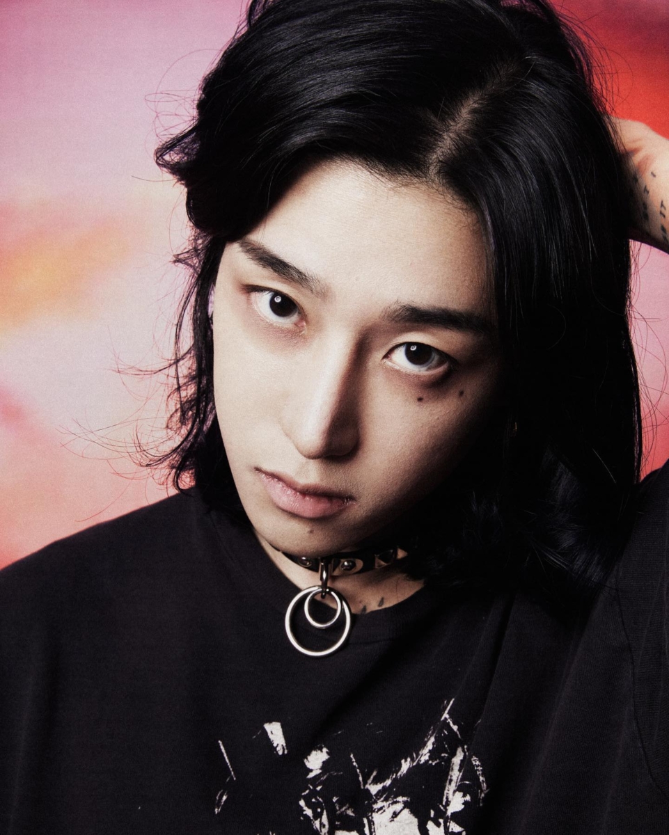 隶属于 YG 旗下厂牌 The Black Label