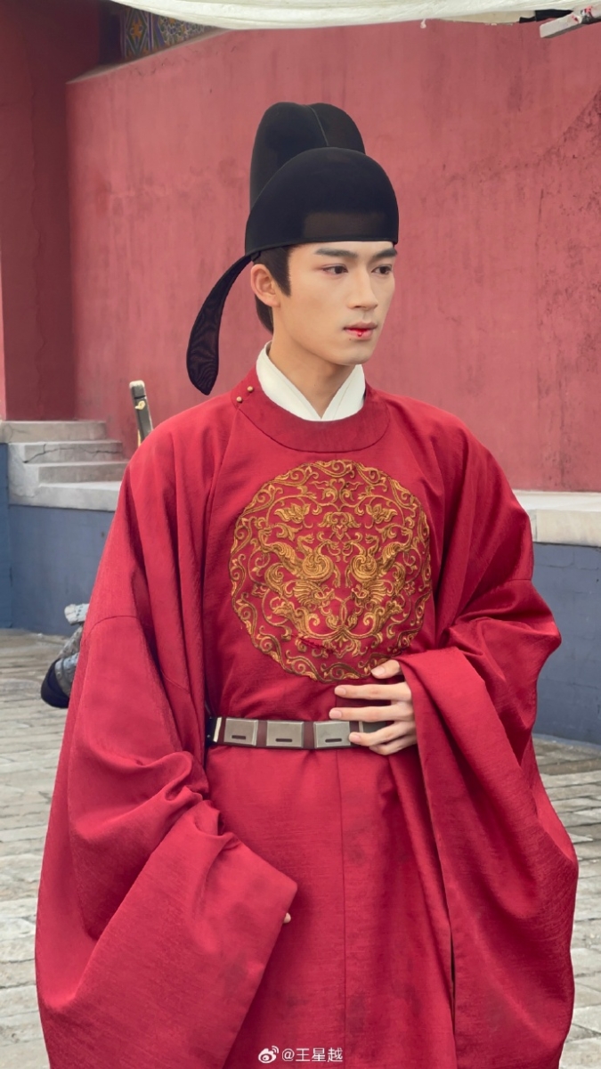 2023上升潜力男演员 TOP 10