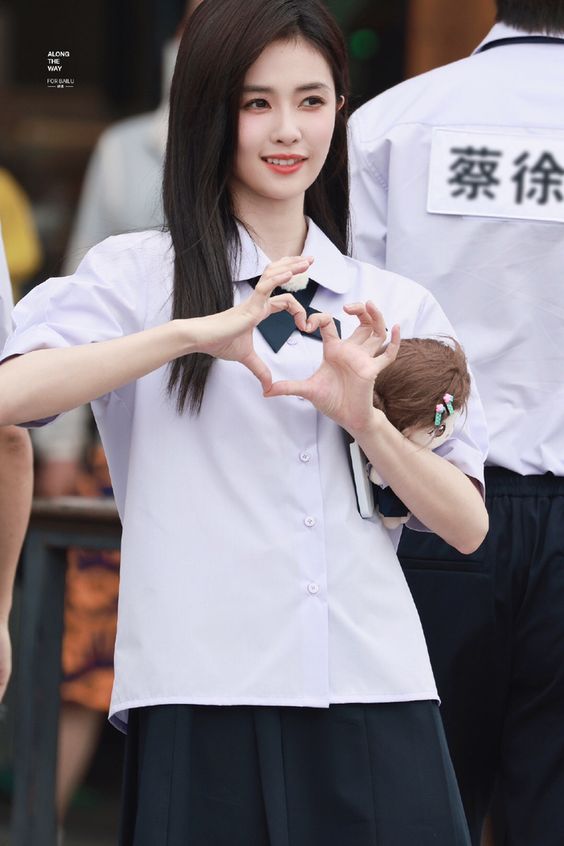 十大最美中国女演员——TOP 9【白鹿】