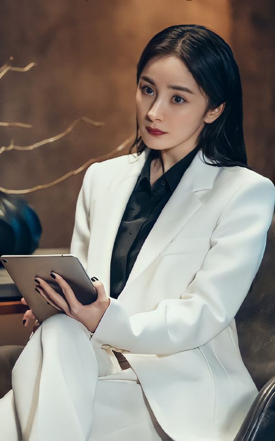 表面上尊敬那些小人