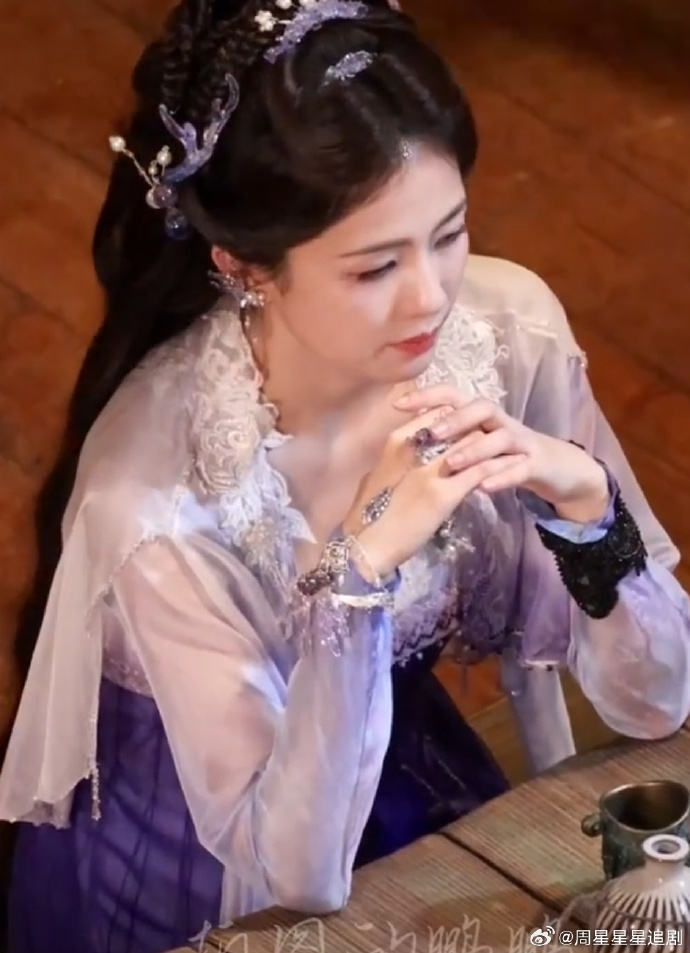 两方粉丝互相指对方抄袭