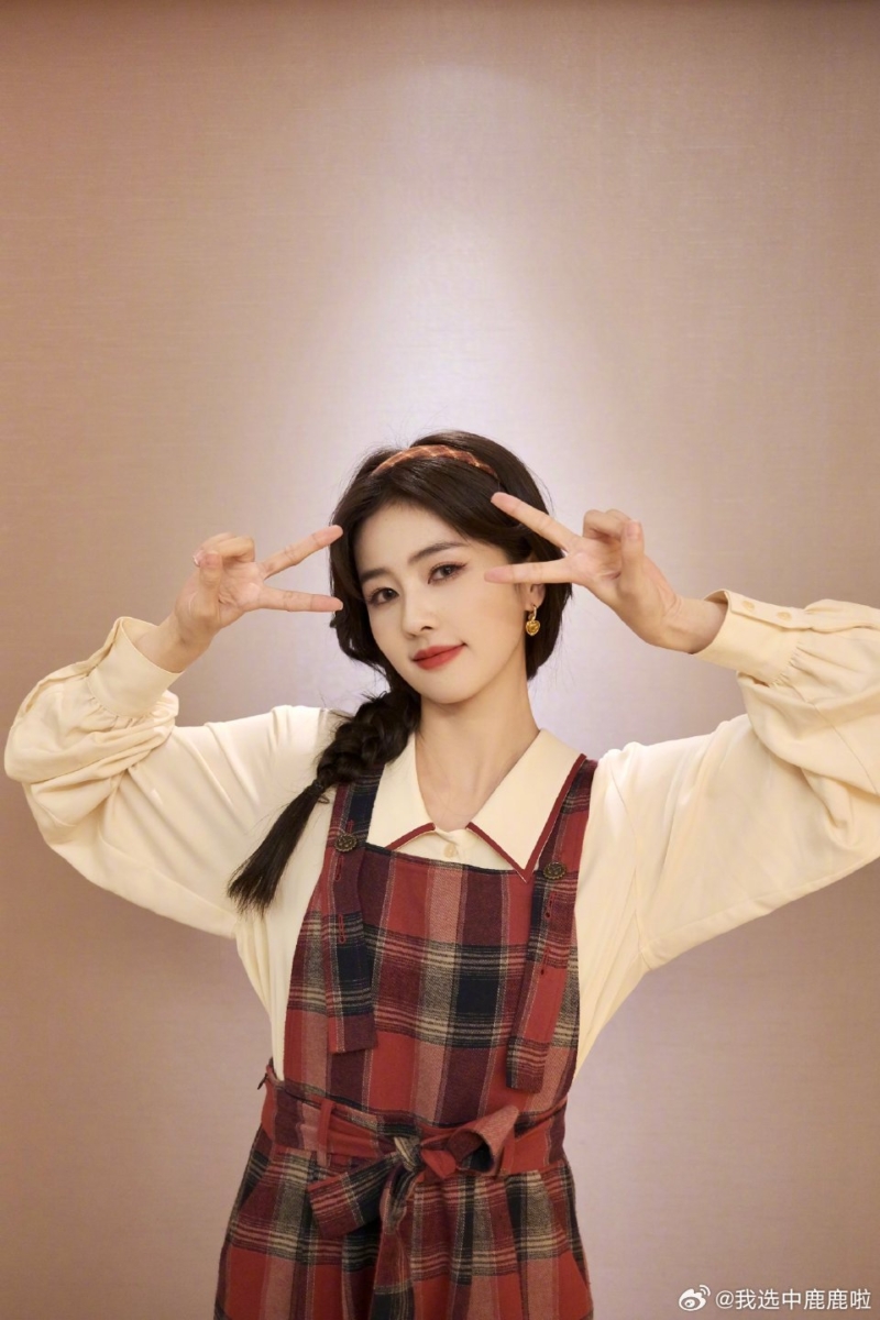 白鹿是媒体好感艺人Top3