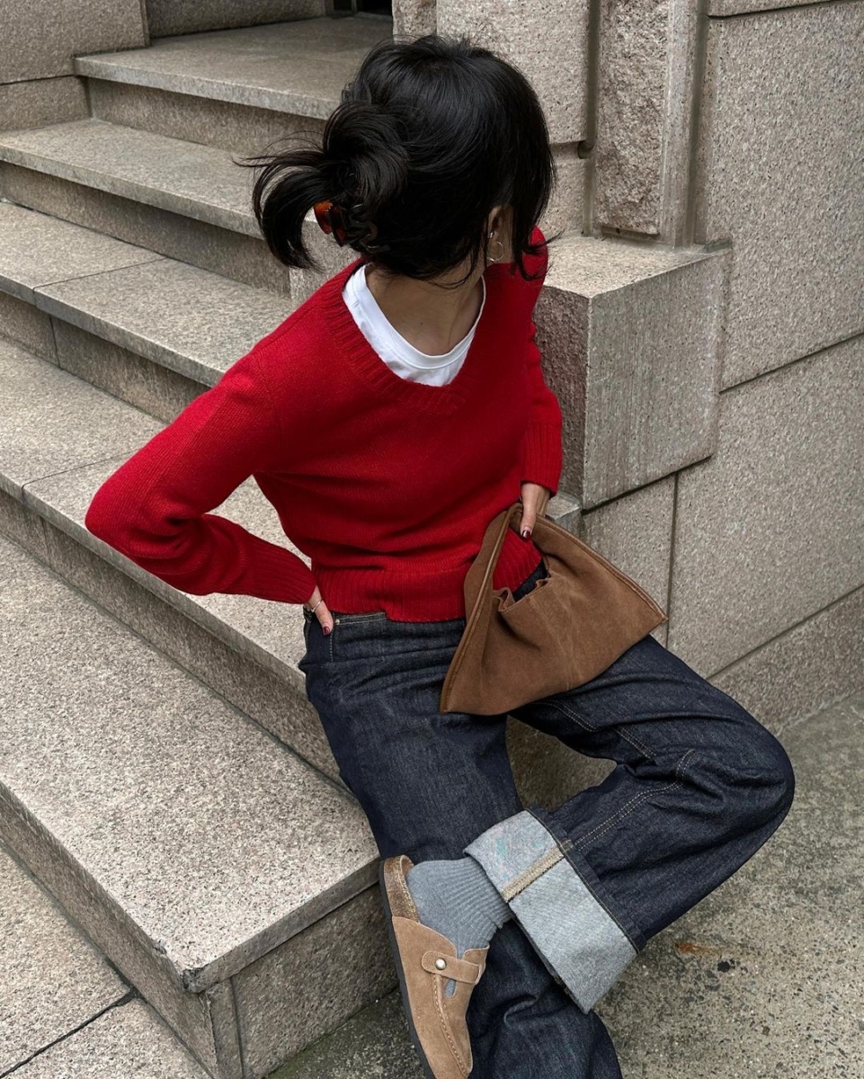 2、混搭中性色彩