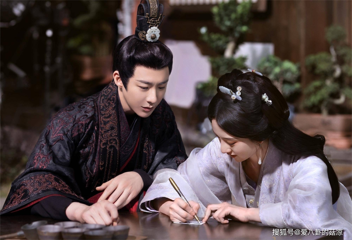 18、《折腰》——宋祖兒、刘宇宁