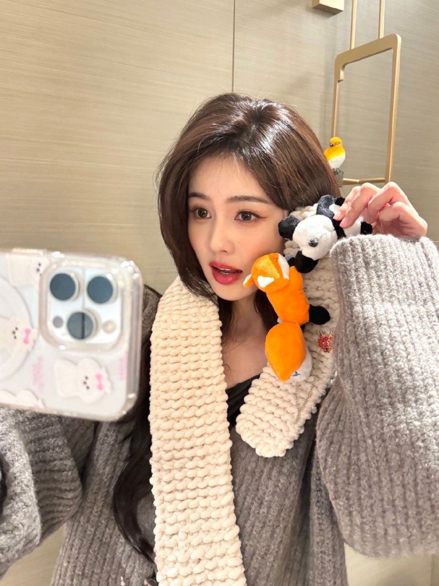 👍 媒体好感艺人 Top 3:白鹿