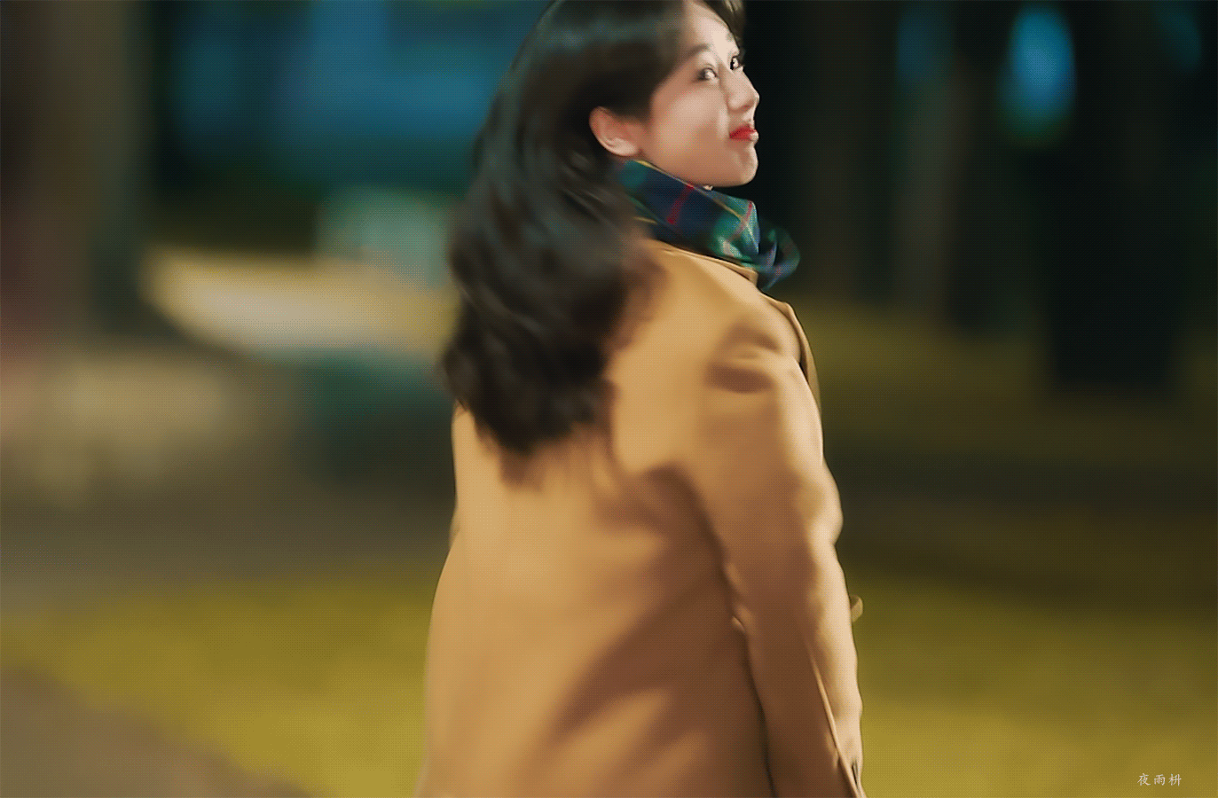👍 媒体好感艺人 Top 1:杨紫