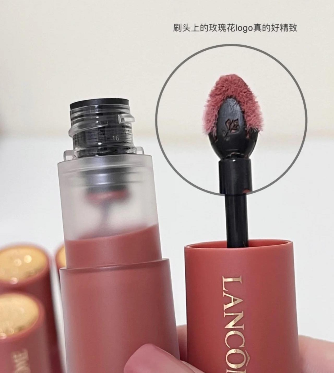 这款唇釉的色彩选择非常多样