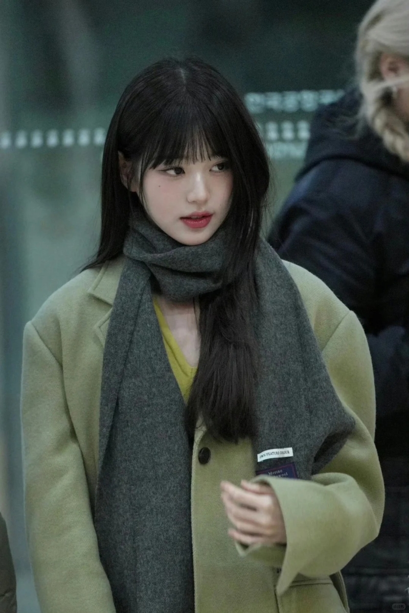 金牛座(20/4 - 20/5):青草绿、桃花粉、海芋白