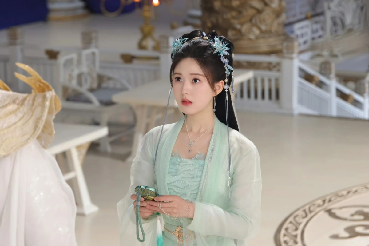 赵露思《神隐》