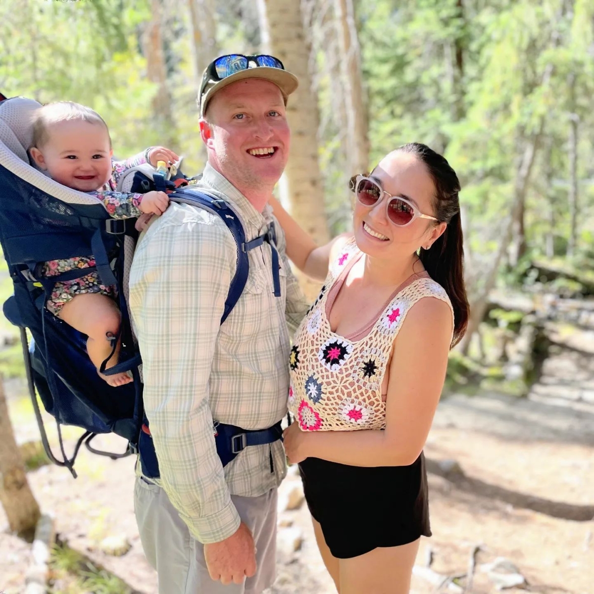 和老公及女儿环游世界