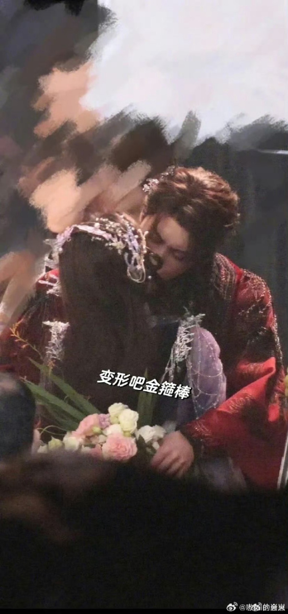 甜蜜吻戏路透曝光~