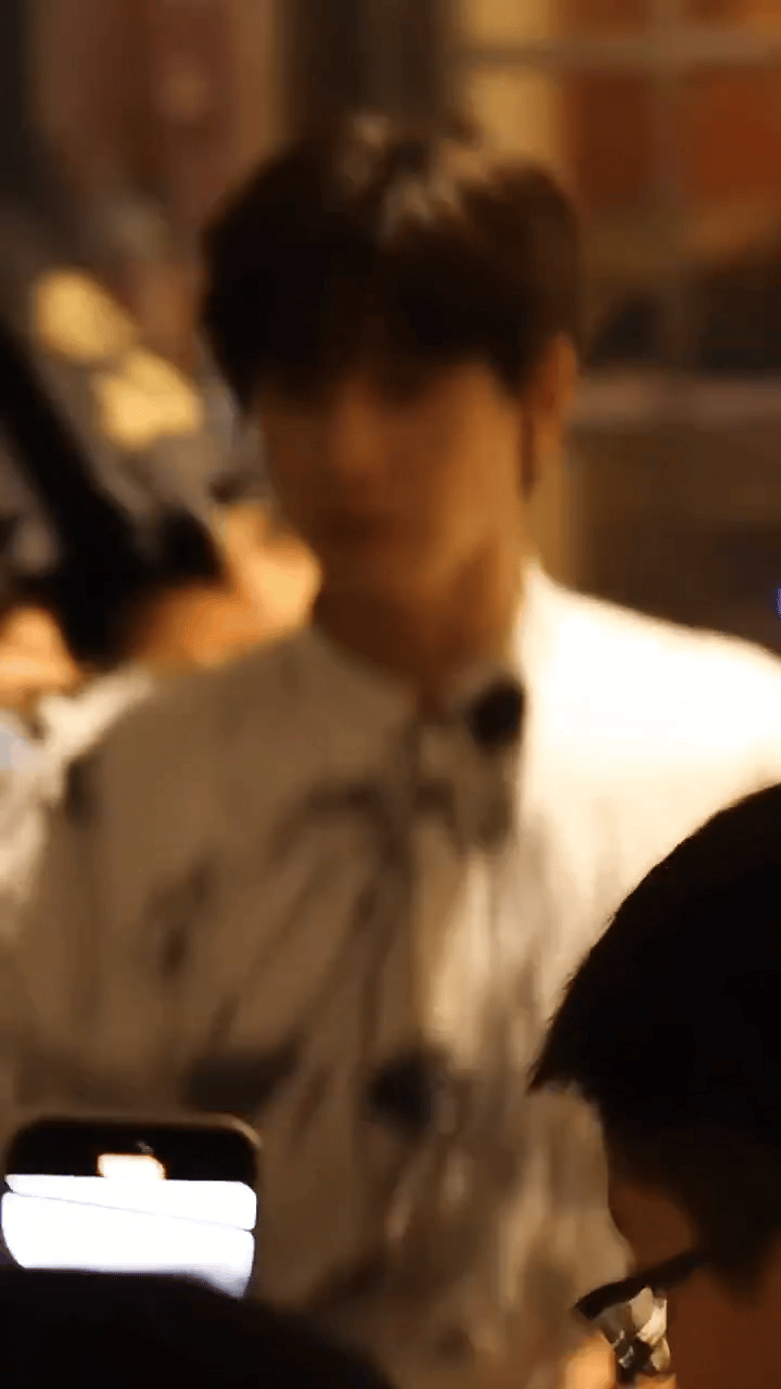 《开始推理吧2》开始录制，张凌赫路透