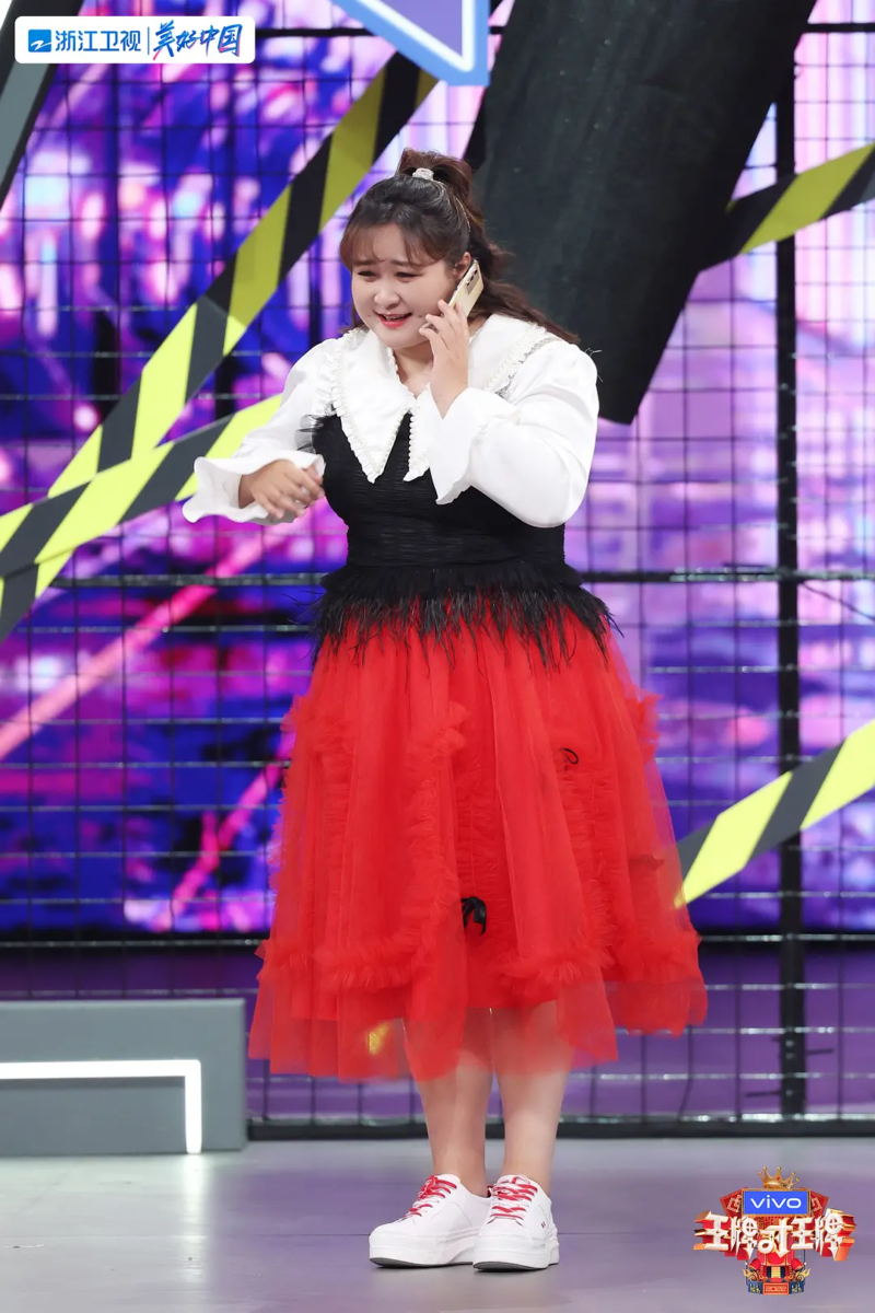 胖胖的贾玲只能逗人笑