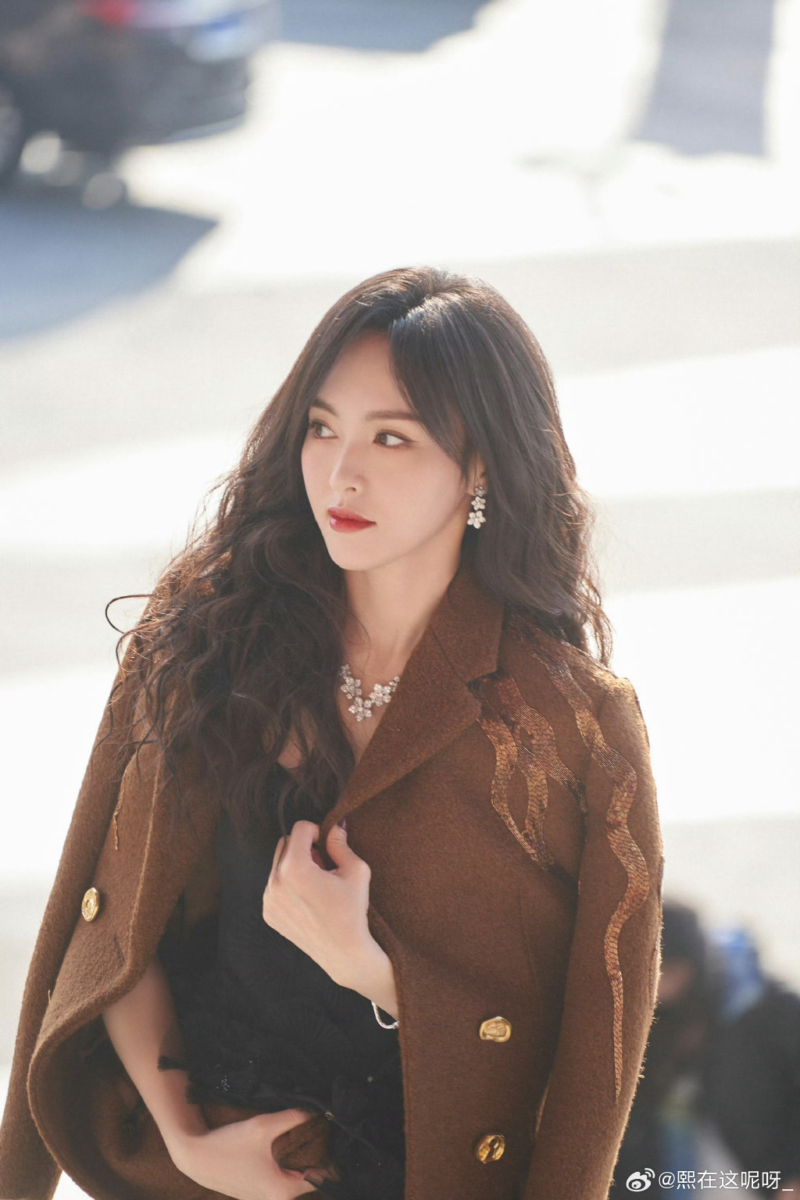 《繁花》的成功让唐嫣复出越来越顺利