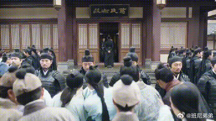 在拍《星汉灿烂》的时候也被吐槽过很多次太端着