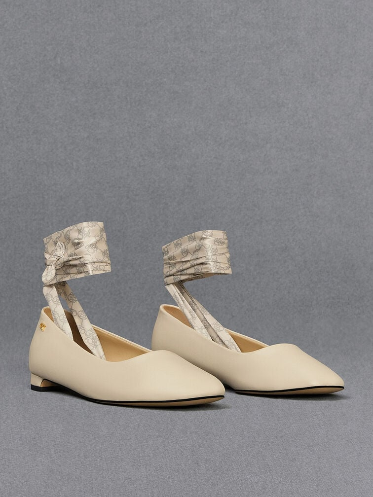 3、Leather Monogram Tie-Around Ballet Flats