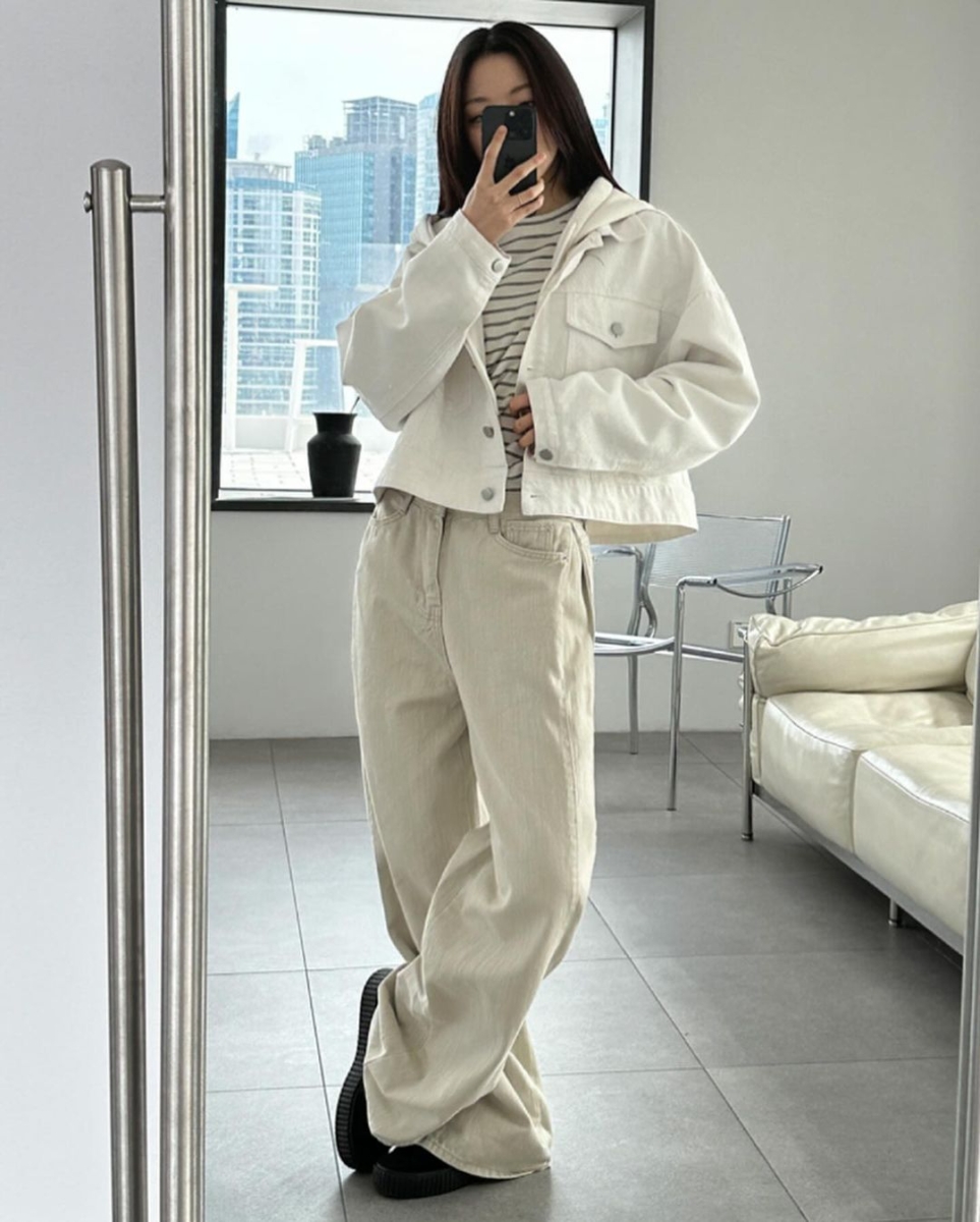 女孩最受欢迎的穿搭公式三、