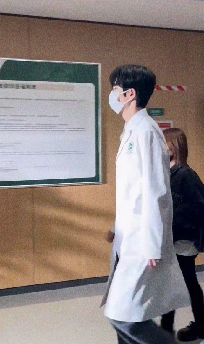 又帅又苏的何苏叶医生!