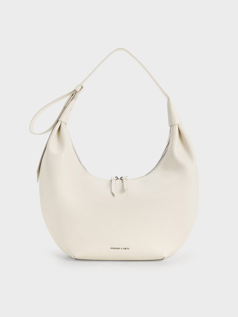 2、Odella Curved Hobo Bag