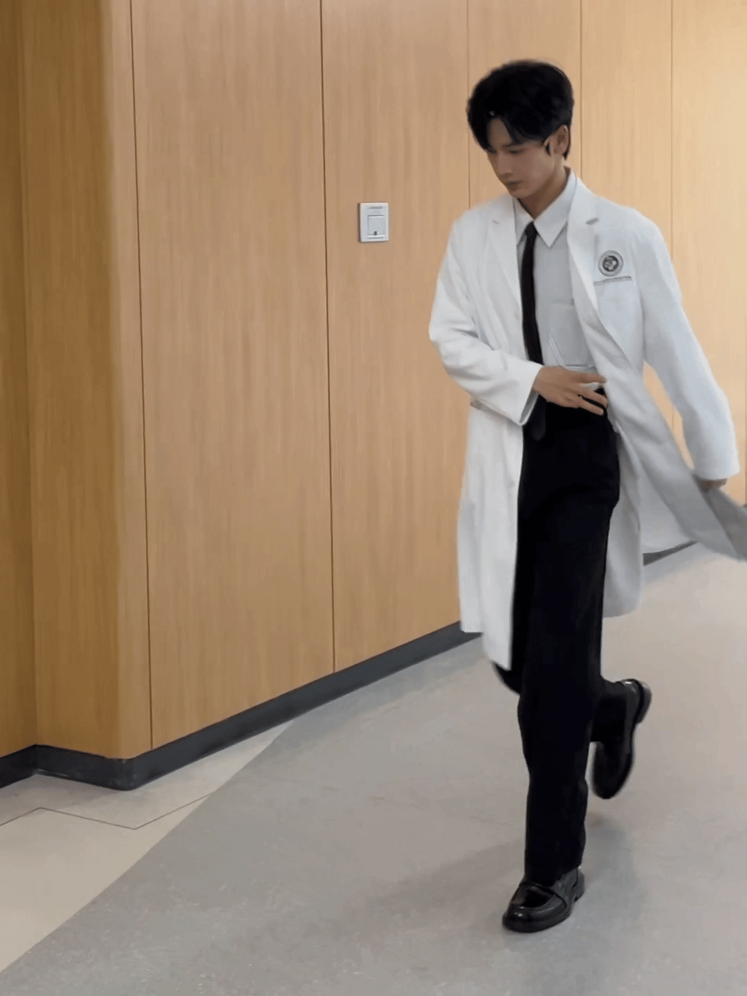 又帅又苏的何苏叶医生!