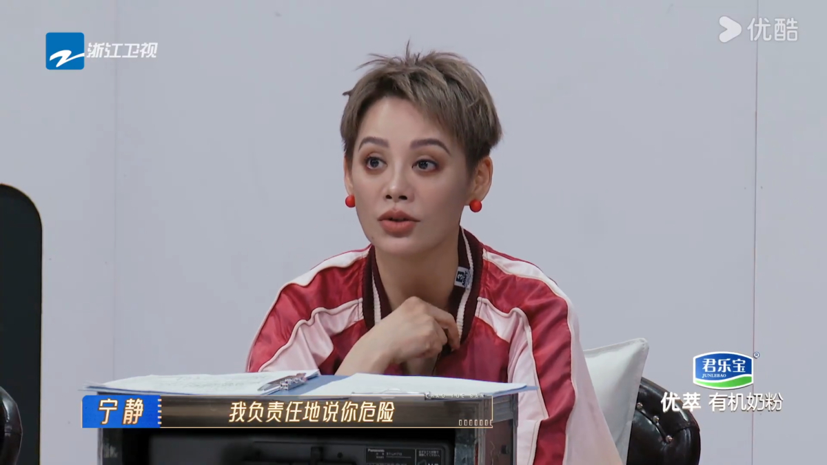 导师们都对张栋梁的表演给予很高的评价