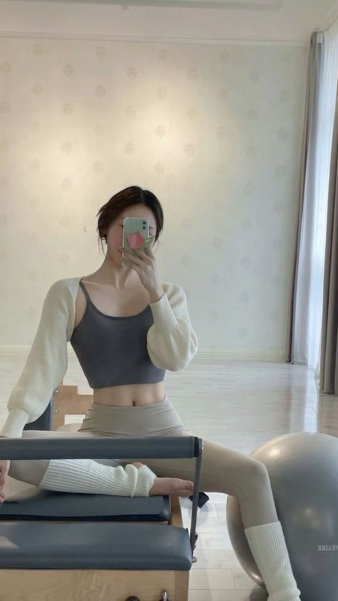 八分饱+清淡饮食,搭配塑形运动