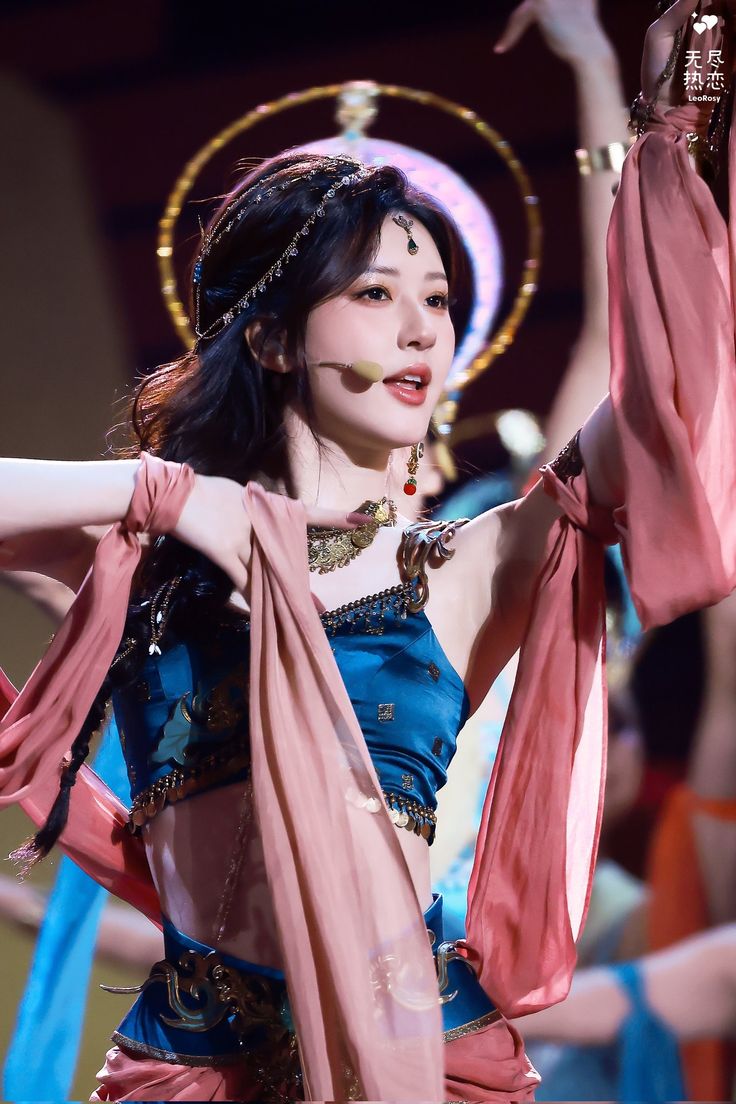 内娱最美女明星榜——TOP 3 赵露思(29643票)