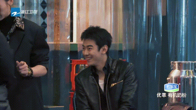 纪凌尘妥妥的“二愣子”