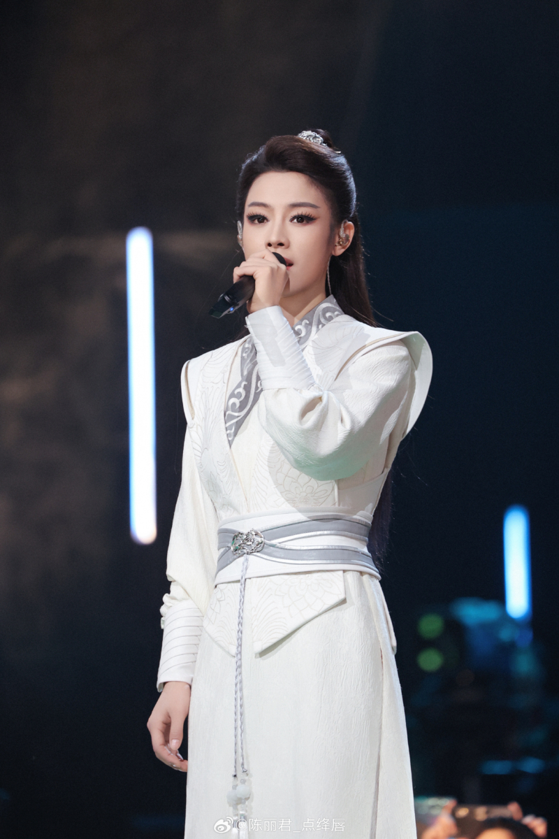 陈丽君