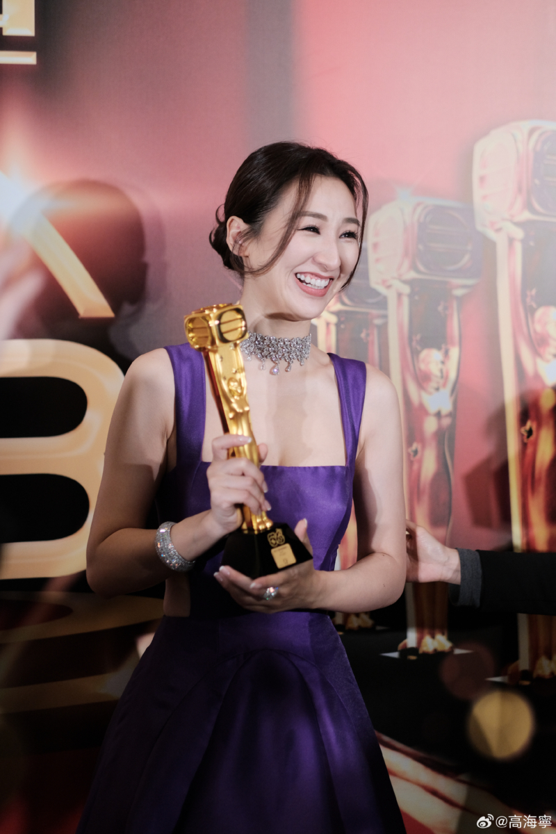 《新闻女王》让她火出圈