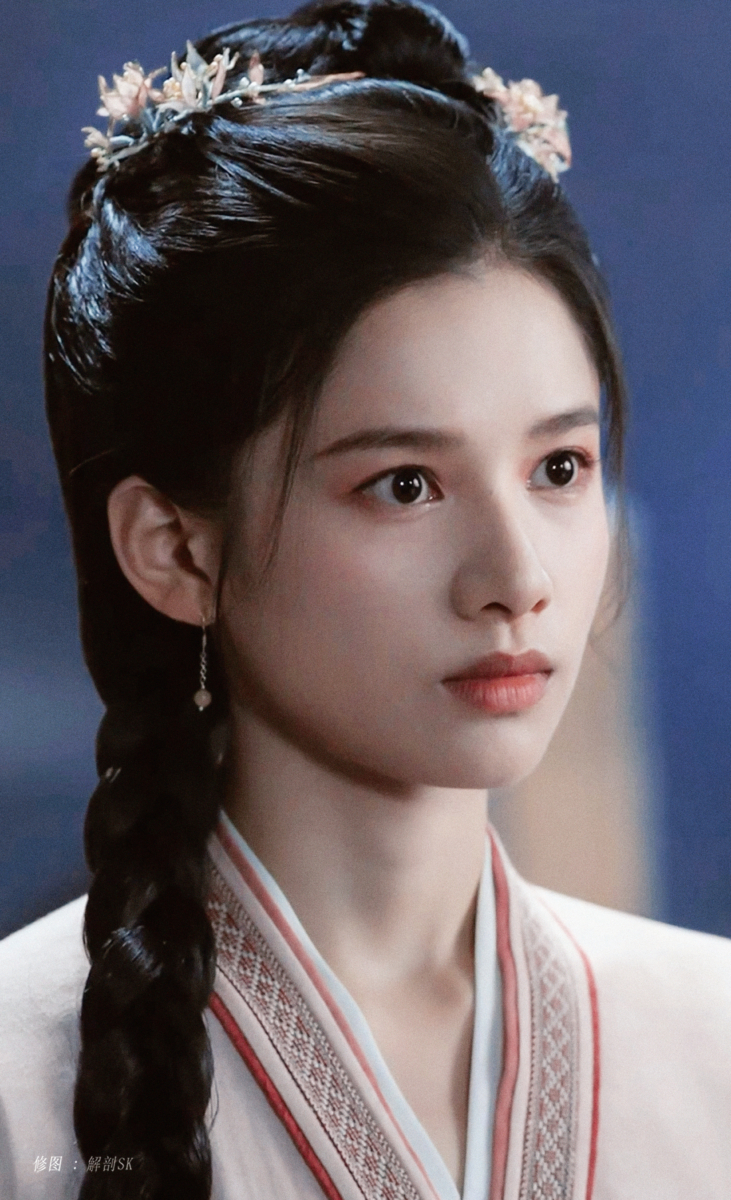 《惜花芷》是张婧仪首部古装剧