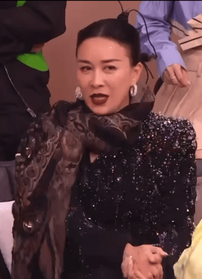 #嘉宾表情成亮点